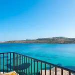 Apartament Shoreline Hideaway - Cross Over To The Beach! St Paul's Bay