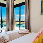 Apartament Shoreline Hideaway - Cross Over To The Beach! St Paul's Bay