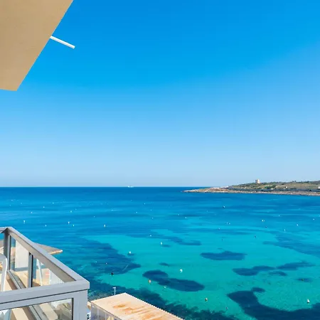 Lägenhet Shoreline Hideaway - Cross Over To The Beach!