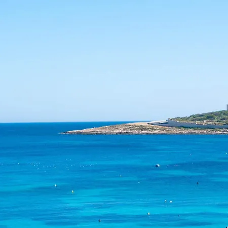 Lägenhet Shoreline Hideaway - Cross Over To The Beach! *